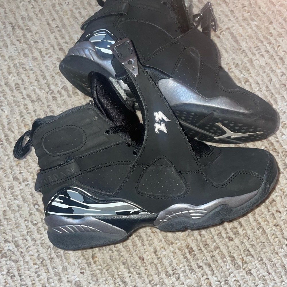 Jordan 8 (retro) chrome GRADE SCHOOL